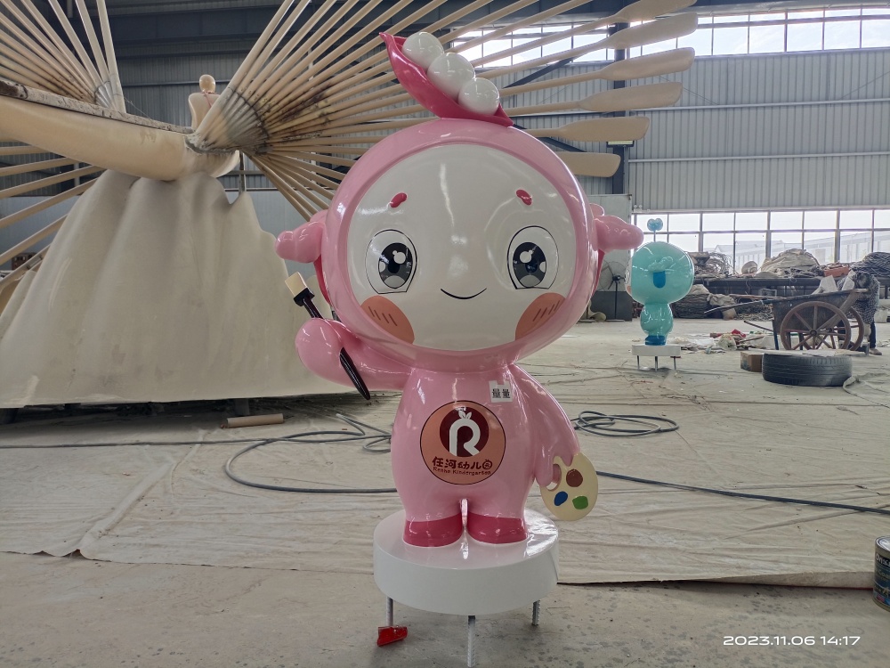 重庆城口任河幼儿园玻璃钢雕塑