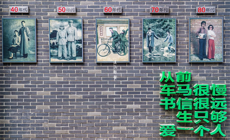 四川万源不锈钢板景墙